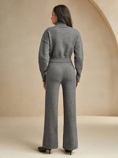 Ylvia | Pearl-Embellished Cropped Knit Sweater