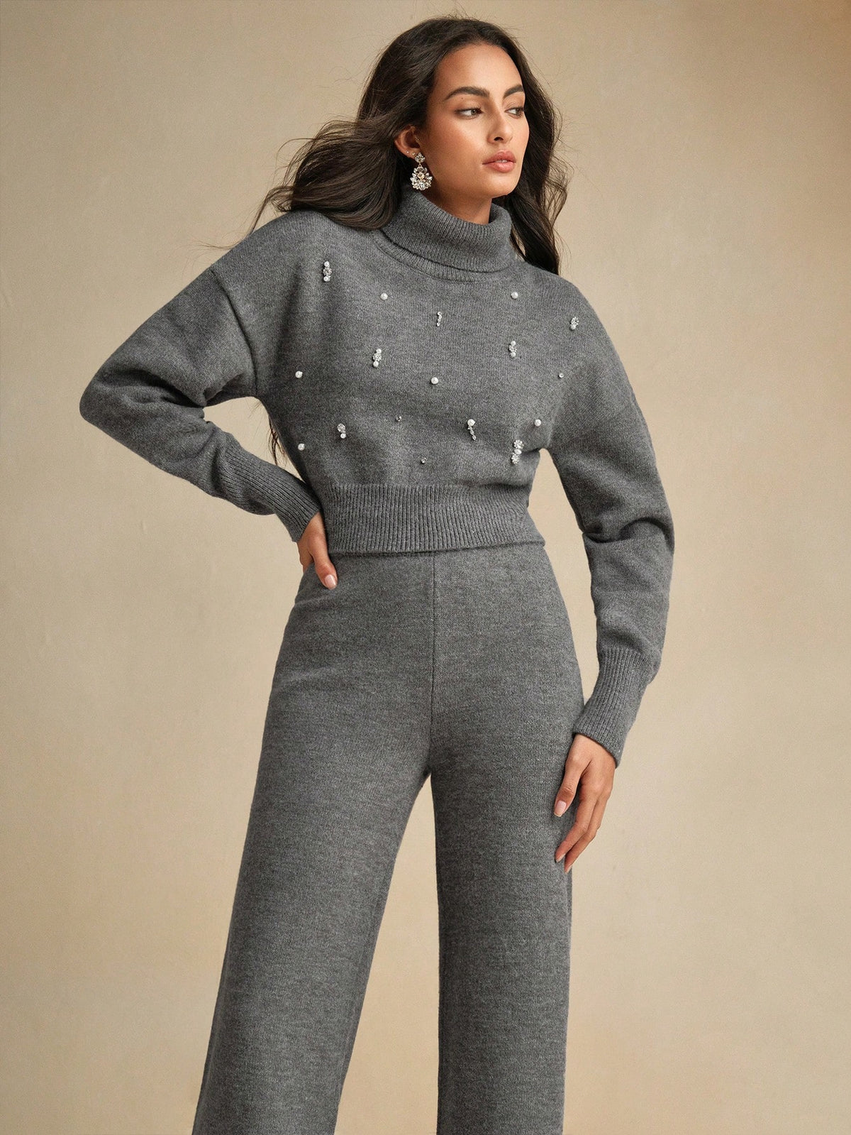 Ylvia | Pearl-Embellished Cropped Knit Sweater