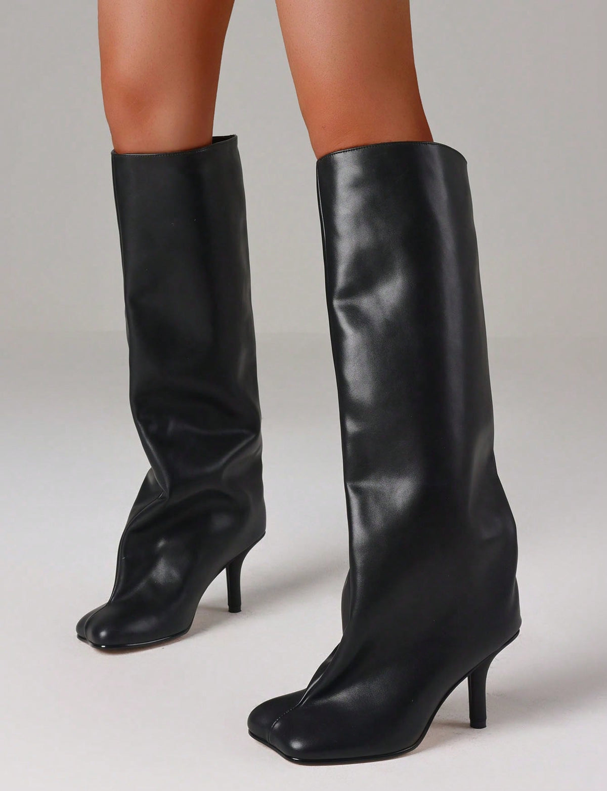 Lilia | Suede Knee-High Slouchy Boot