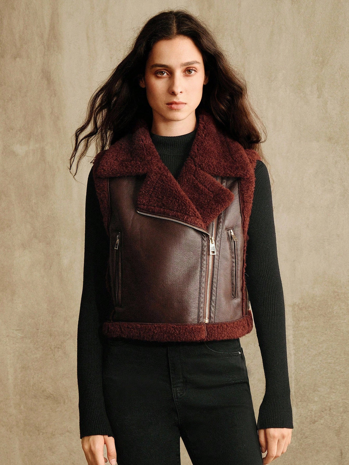 Umiel | Lapel Collar Sleeveless Vest