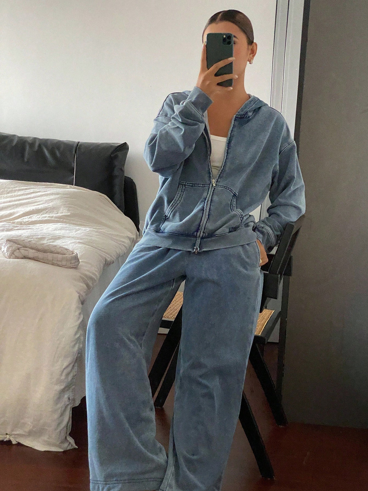 Zivia | Hooded Sweatshirt & Denim Set