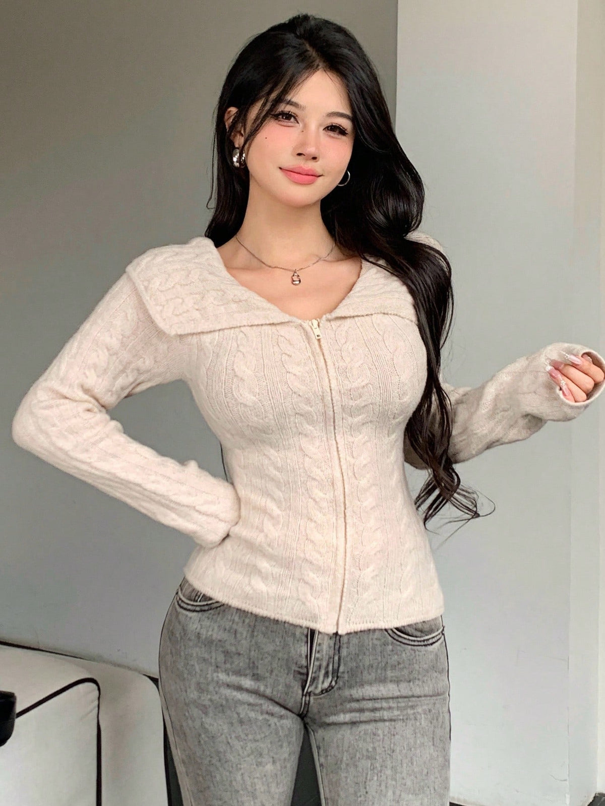 Irisa | Cable-Knit Collar Cardigan