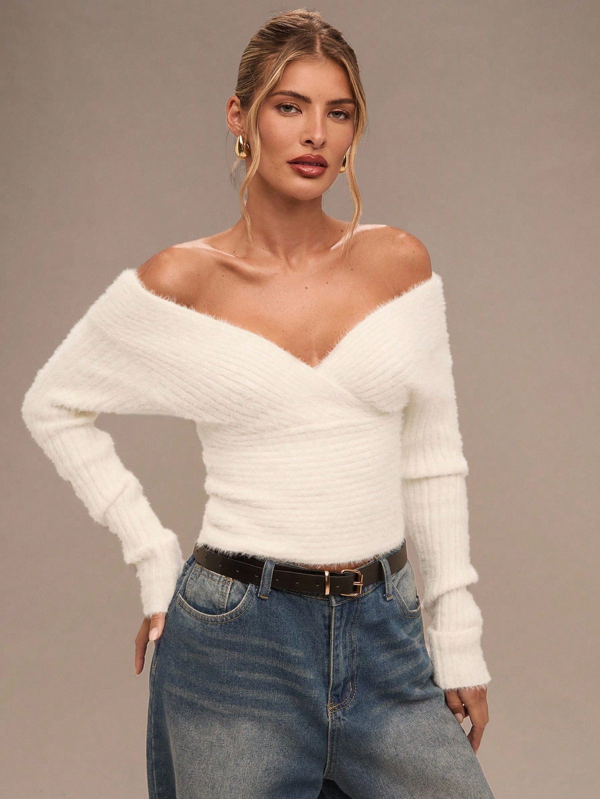 Junis | Off-Shoulder Knit Sweater
