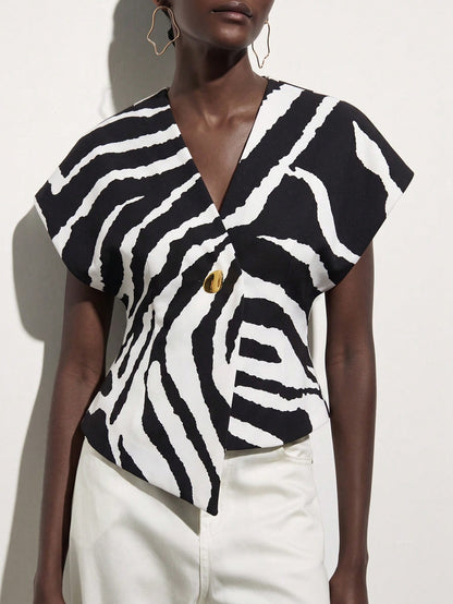 Tyrya | Asymmetrical V-Neck Sleeveless Top