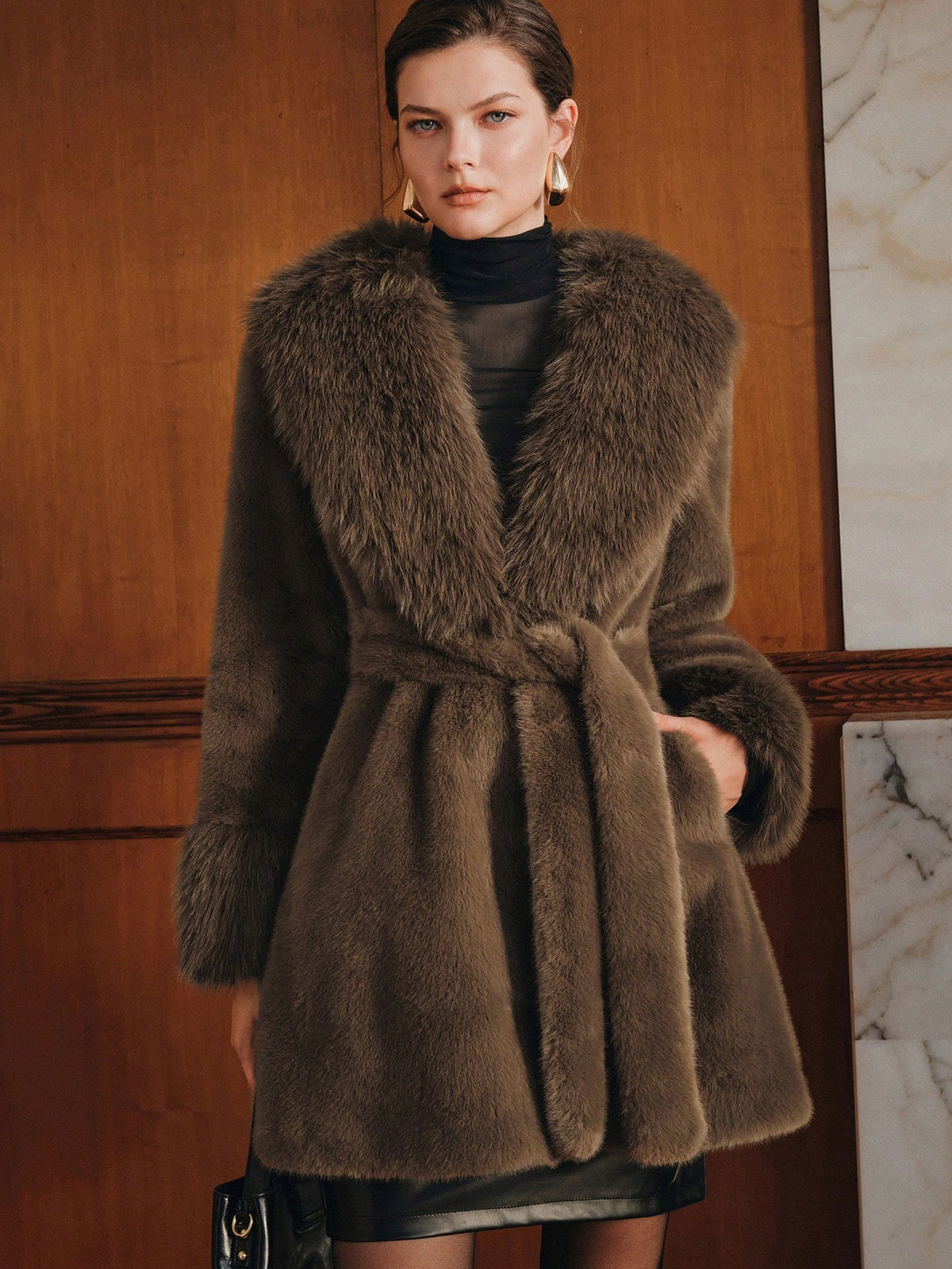 Liljya | Faux Fur Knee-Length Jacket