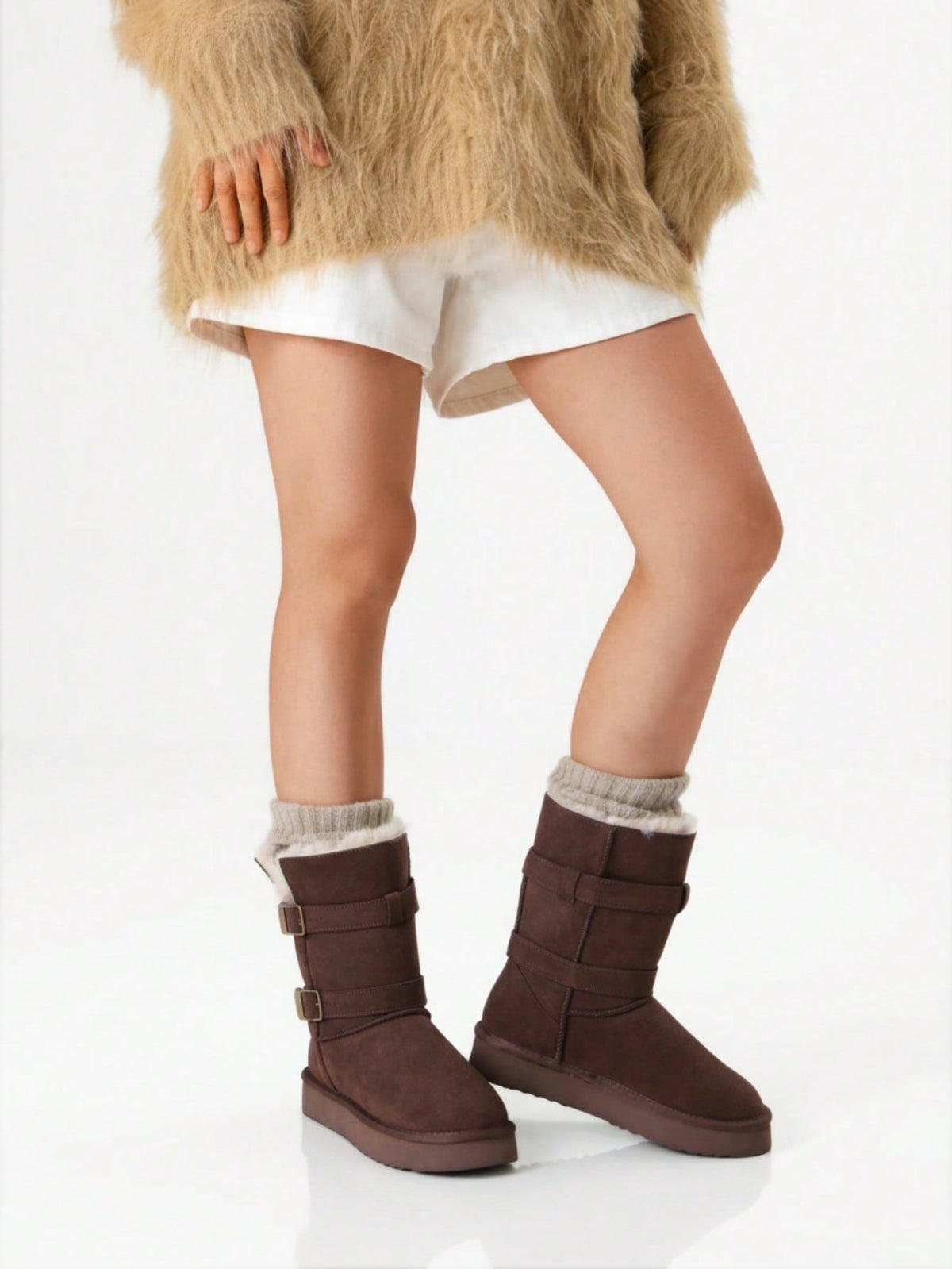 Clise | Vintage Buckle Mid-Calf Winter Boot