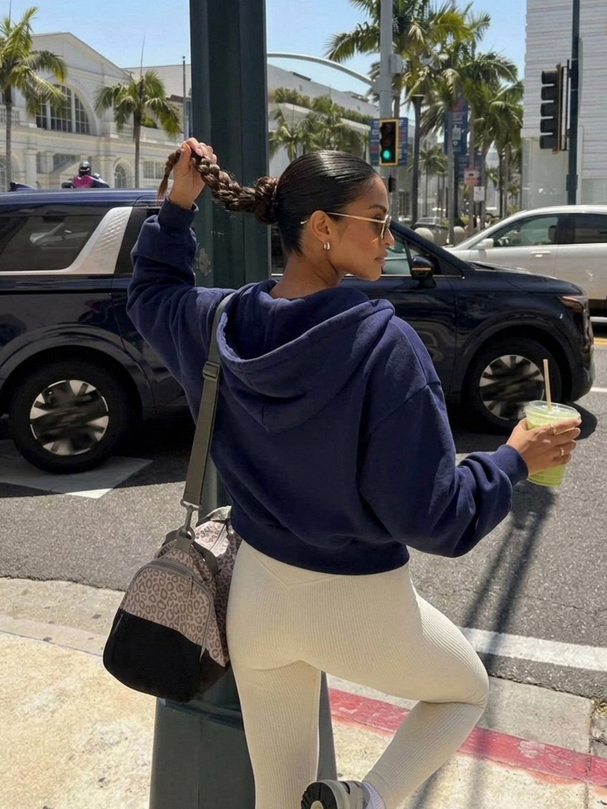 Jola | Oversized Zip-Up Hoodie
