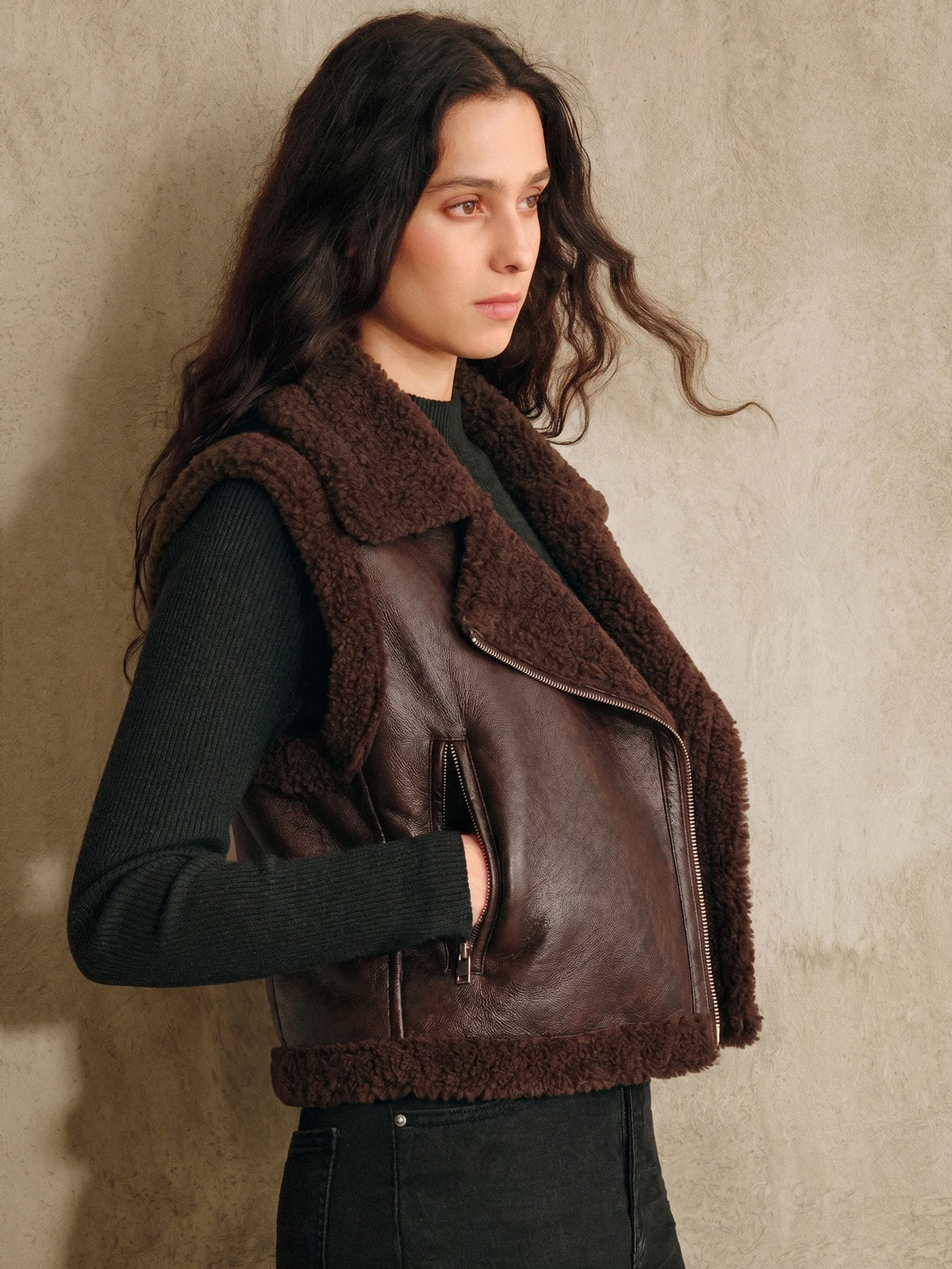 Umiel | Lapel Collar Sleeveless Vest