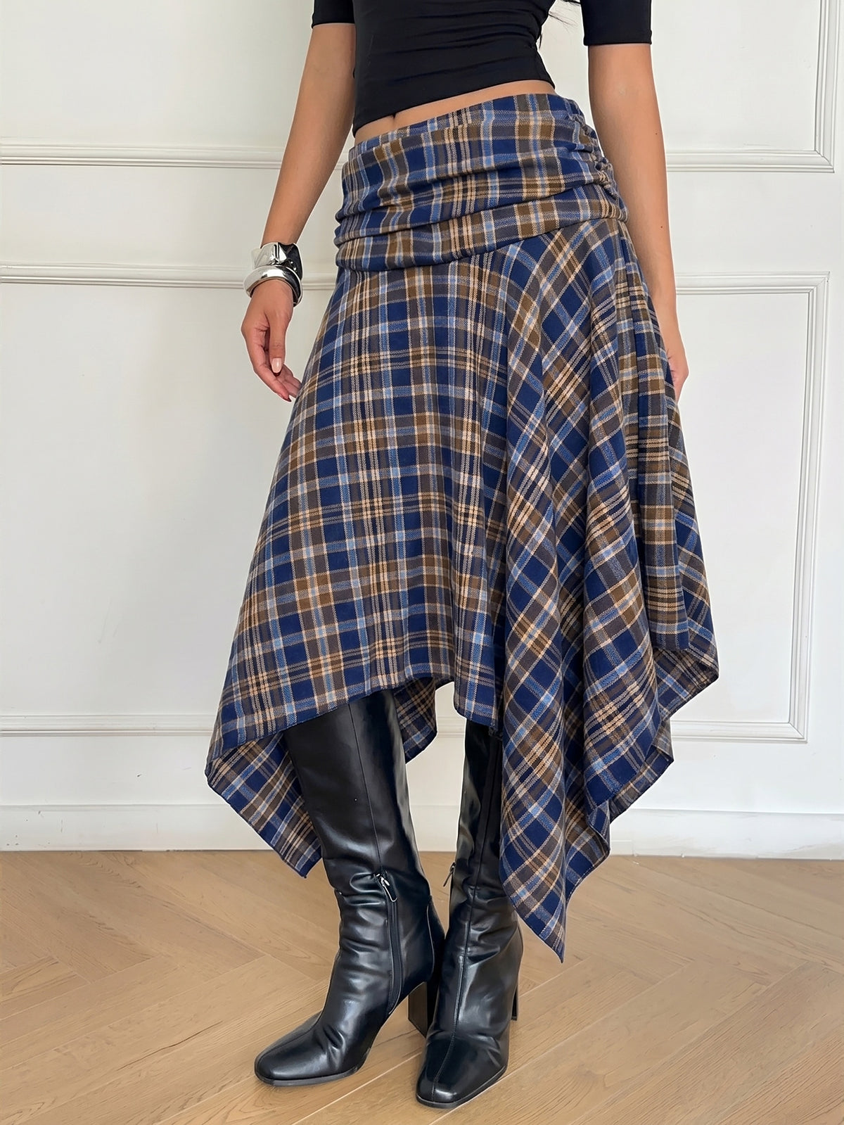 Noemia | Asymmetric Polka Dot Midi Skirt