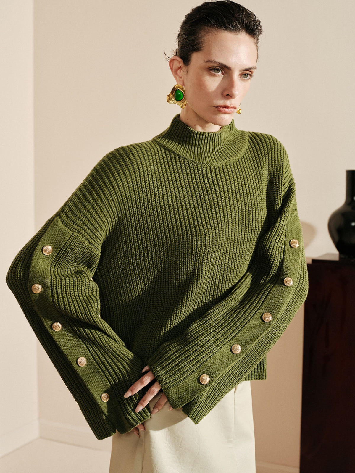 Tessis | Drop-Shoulder Button Sweater
