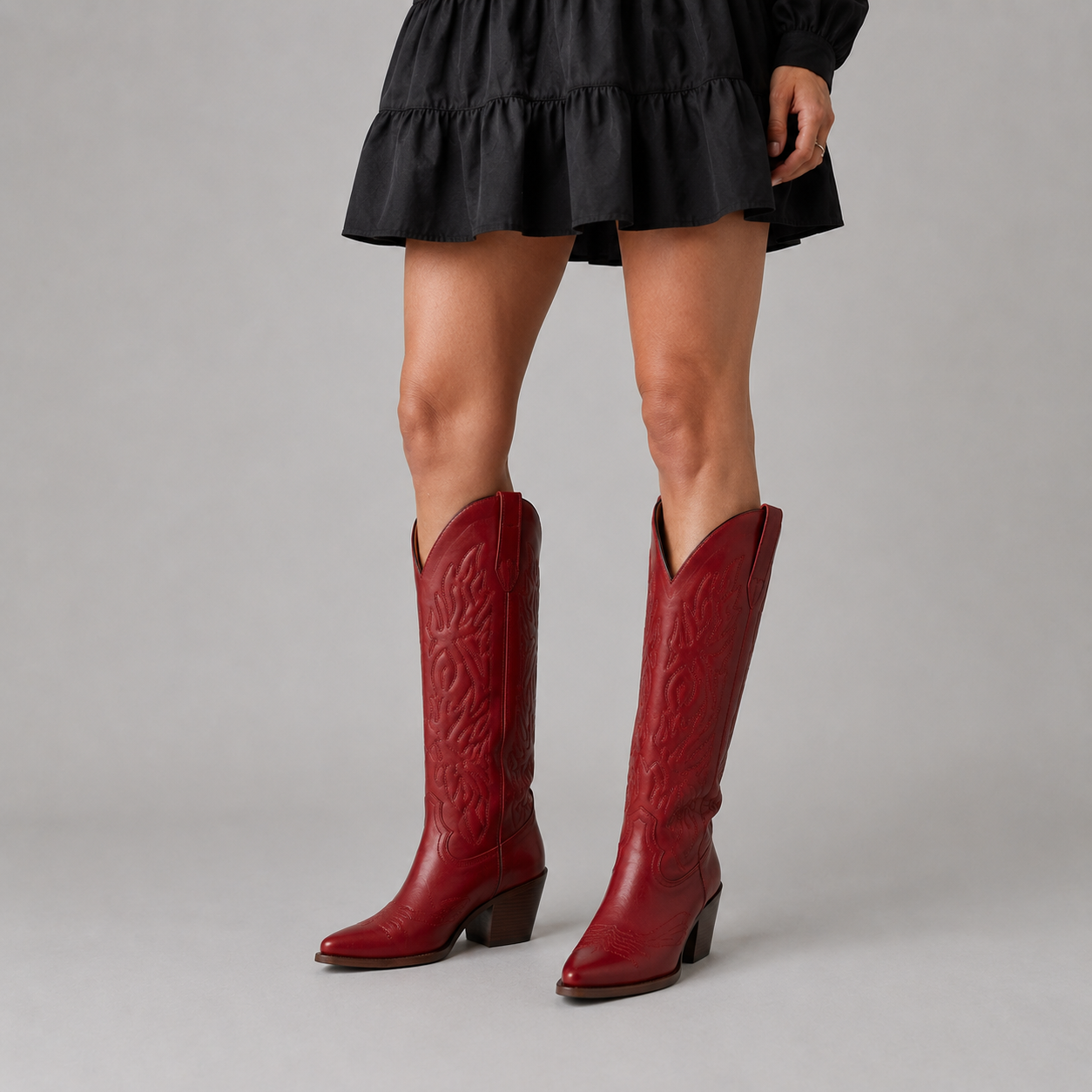 Scarlet Wren Women’s Cowgirl Boots