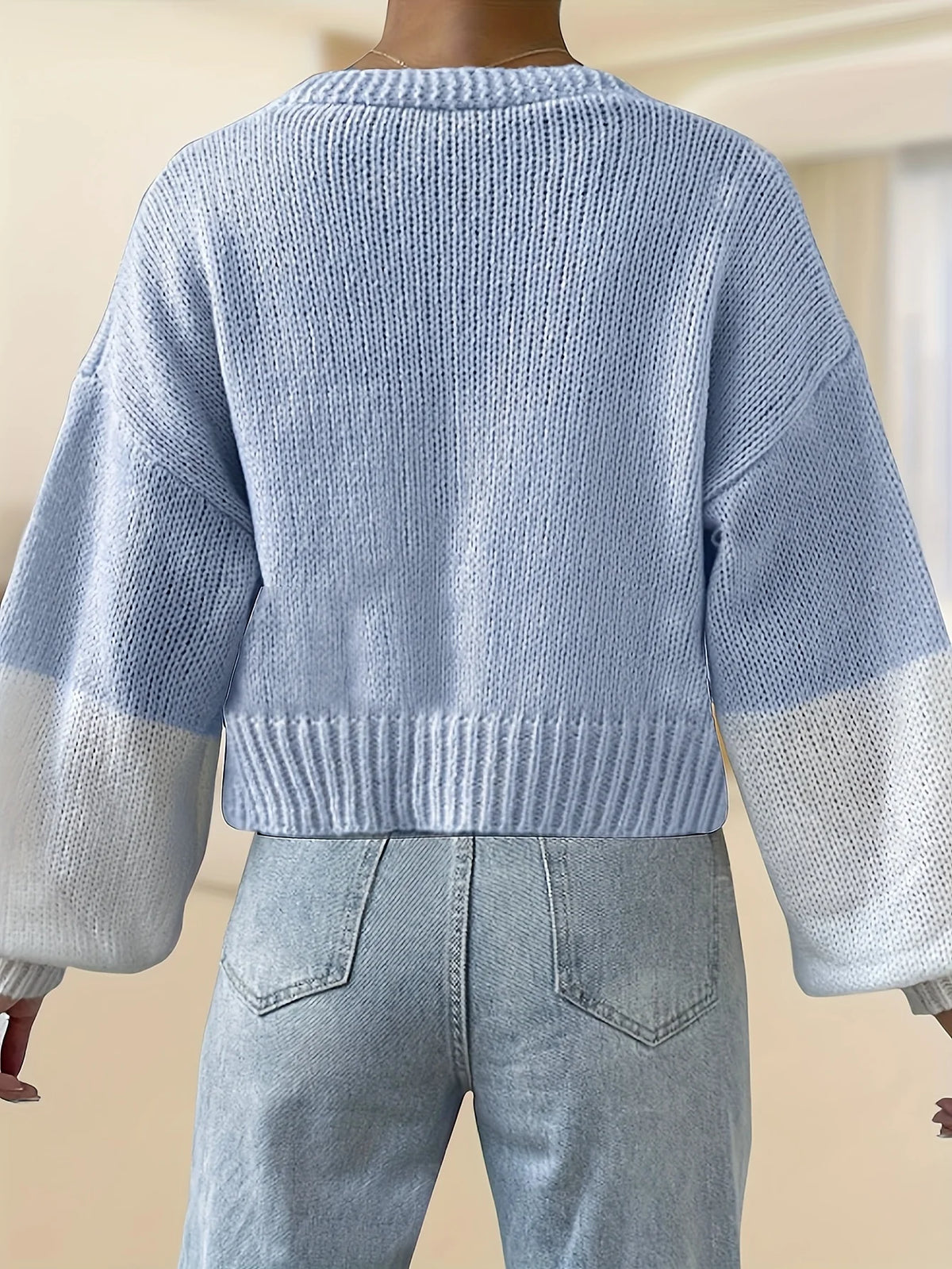 Almara | Floral Embroidery Knit Cardigan