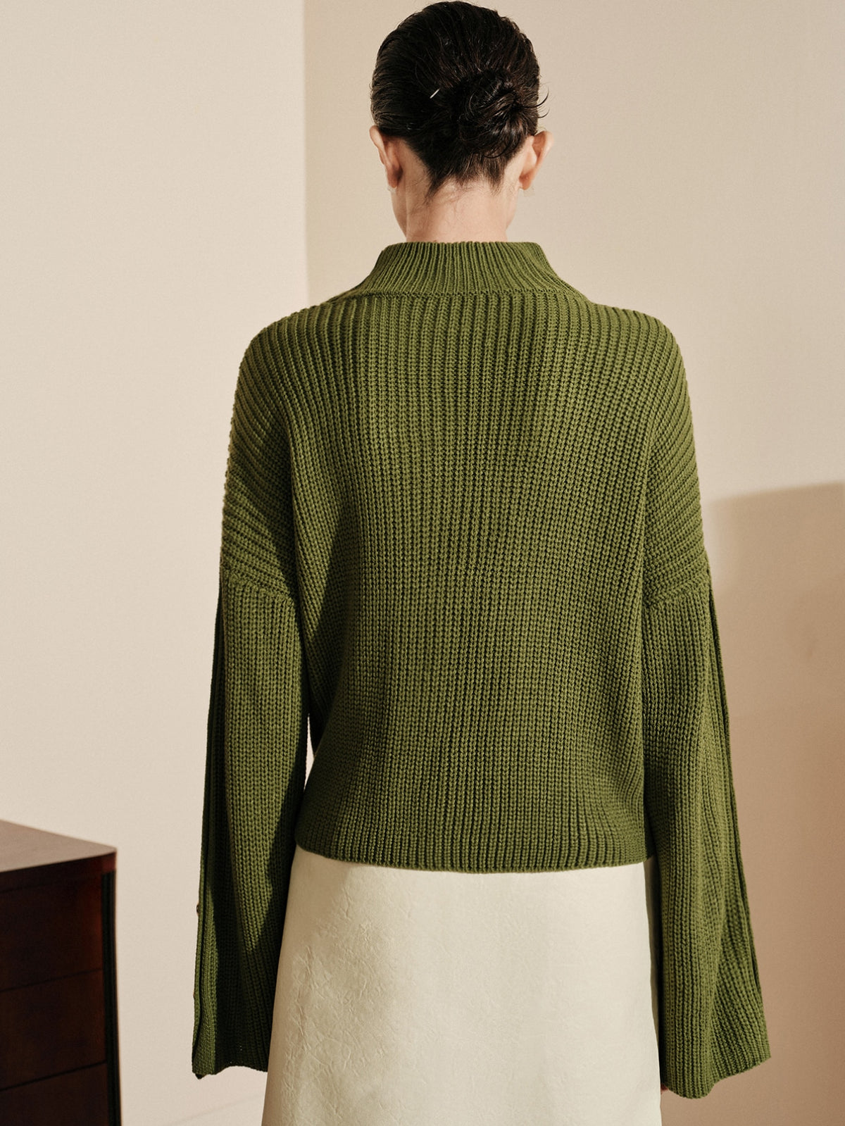 Tessis | Drop-Shoulder Button Sweater