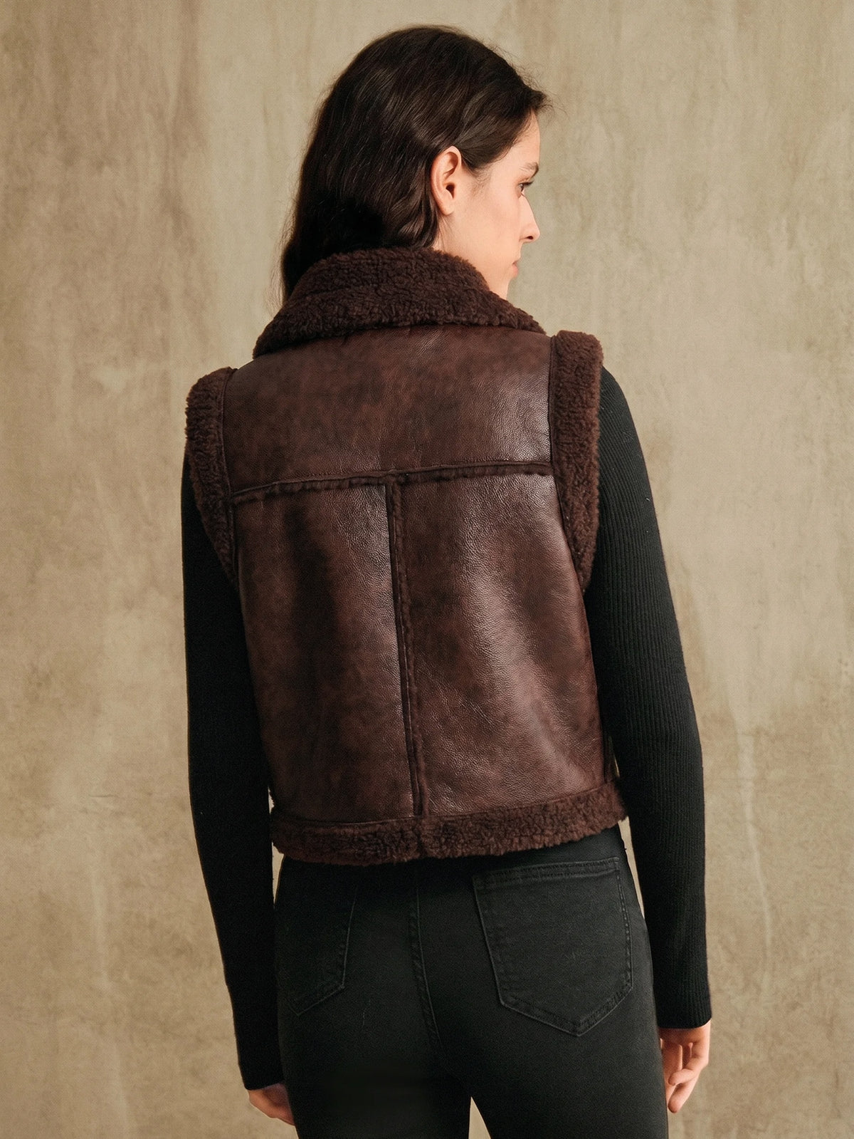 Umiel | Lapel Collar Sleeveless Vest
