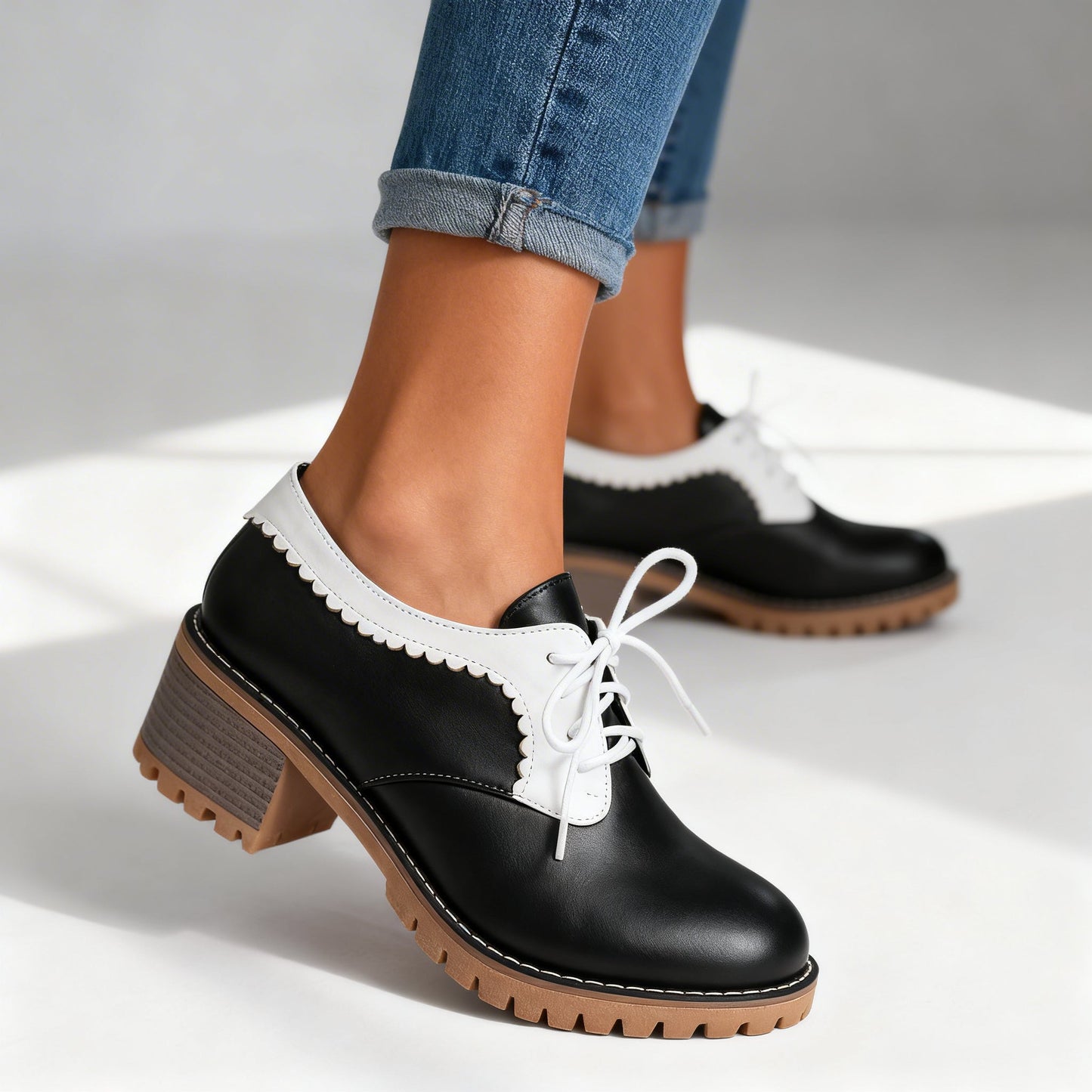 Vanessa | Leather Lace-Up Derby