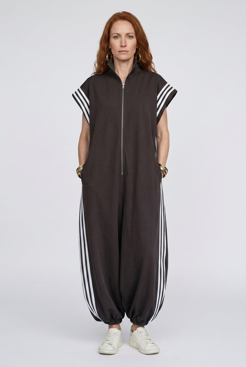 Sleeveless Zip Neck Jumpsuit for Women, Relaxed Fit Modern Side Pockets, for Work, Casual, Date Night & Everyday Wear