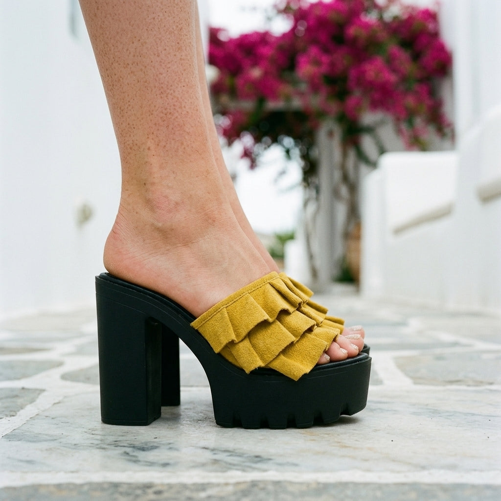 Sabelle | Ruffle Block Heel Pumps
