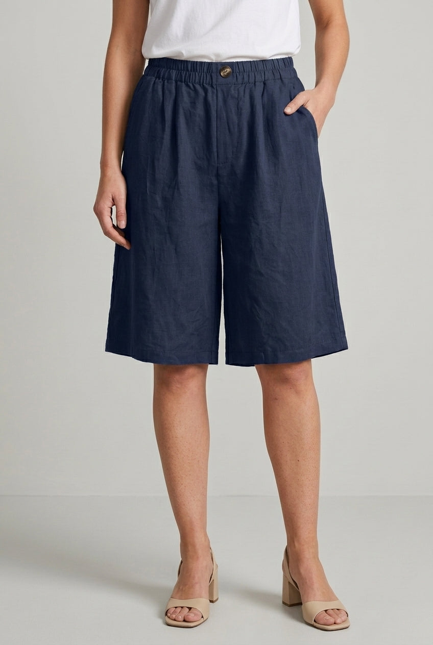 Ginette Ember | Loose Fit Shorts with Pockets