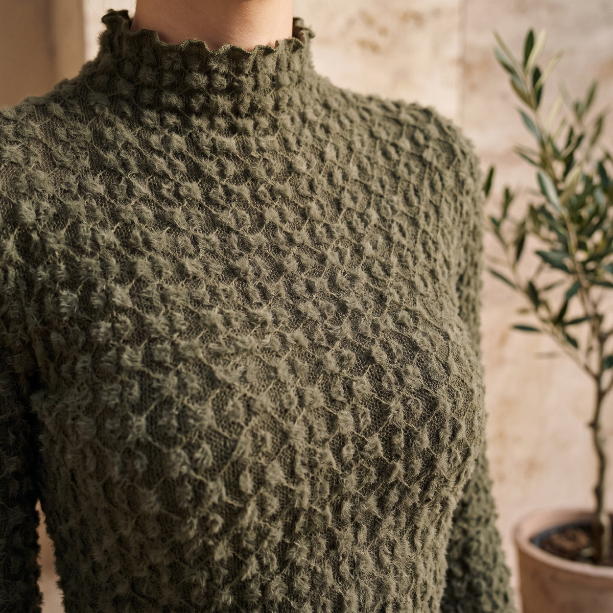 Amora | Knitted Turtleneck Top