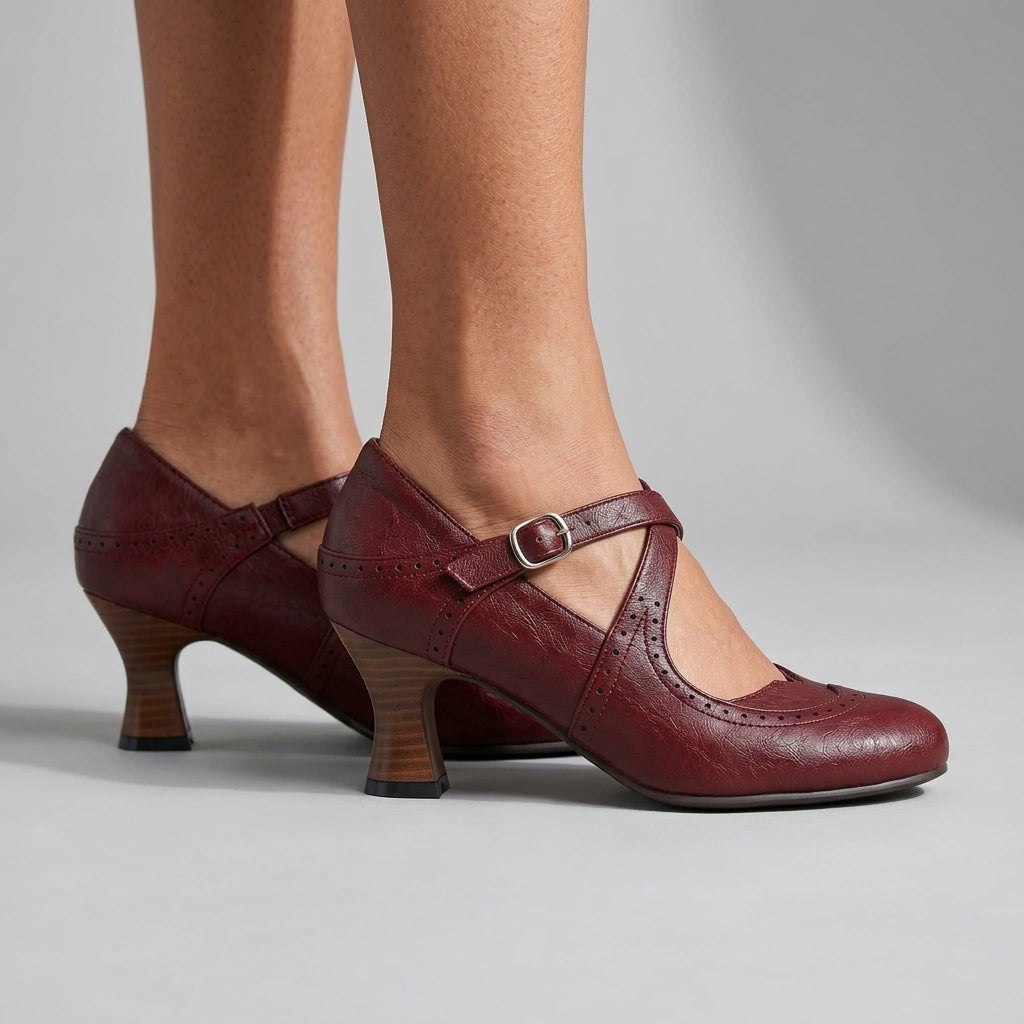 Nicoletta | Brogue Leather Loafers