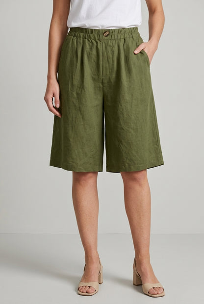 Ginette Ember | Loose Fit Shorts with Pockets