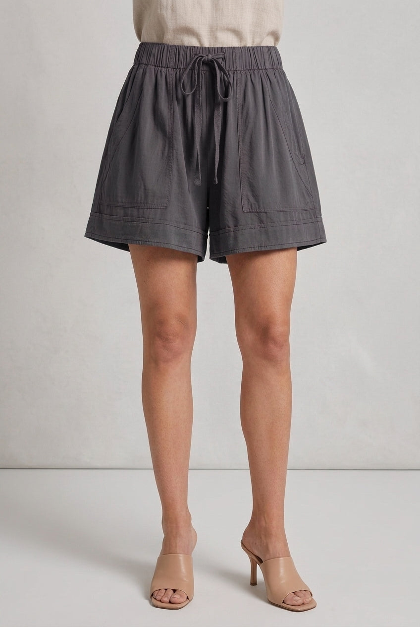 Fabienne | Relaxed Linen Shorts