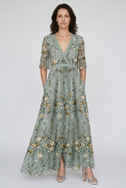 Elegant Floral Long Dress for Women, Soft Flowing Silhouette Maxi, for Weddings, Evening Events & Special Occasions