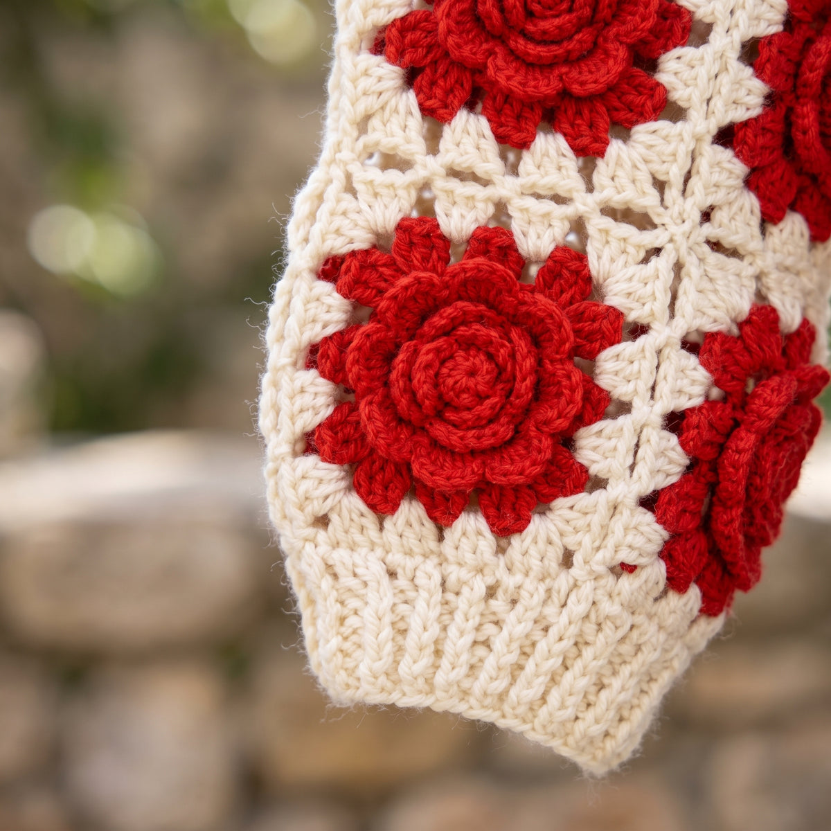 Ulea | Handmade Wool Floral Cardigan