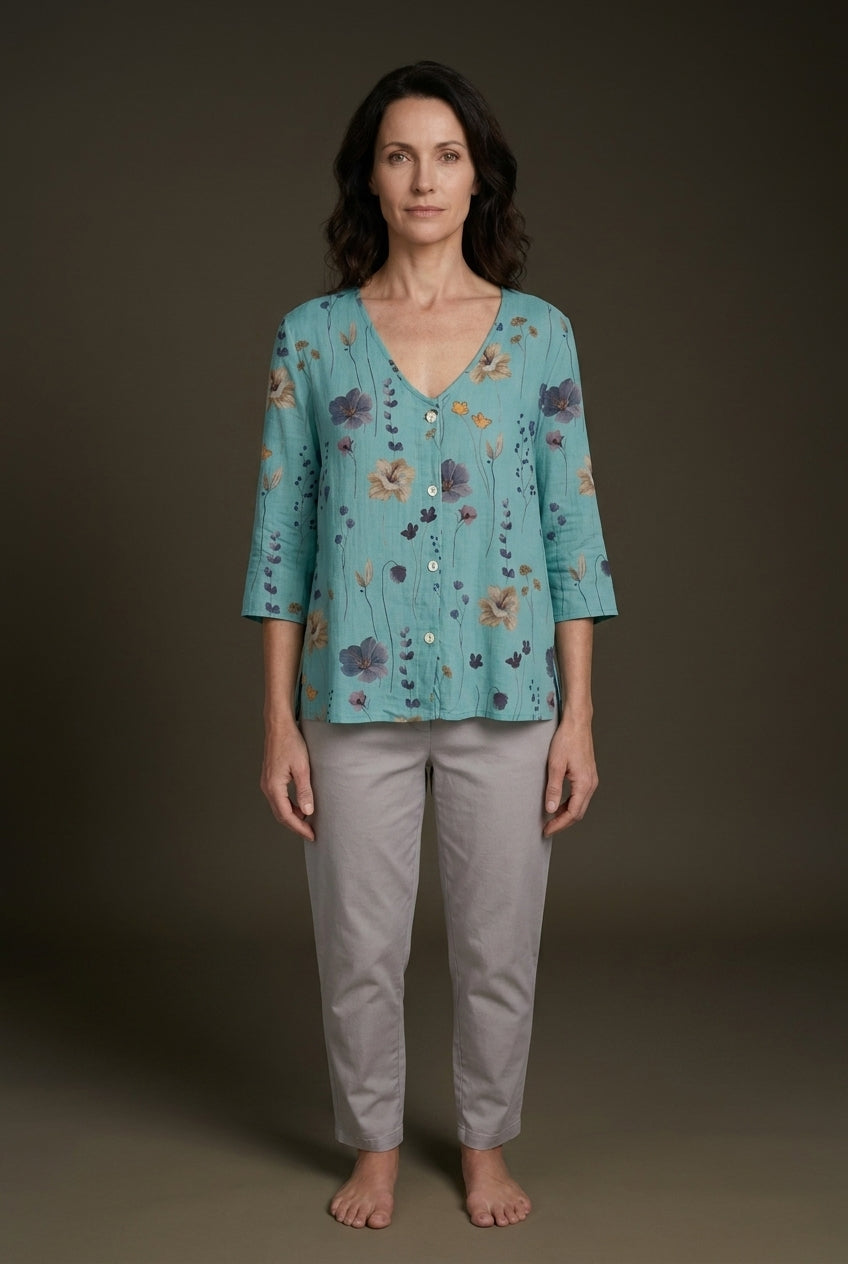 Elegant Floral Blouse for Women, Lightweight Round-Neck Relaxed-Fit, for Work, Brunch, Casual & Everyday Wear