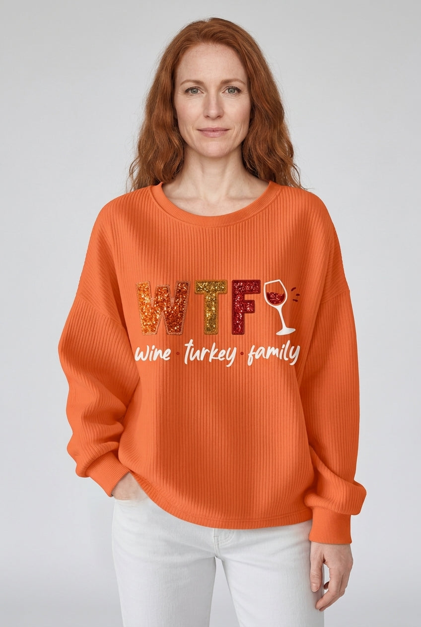 Cozy Festive Sweatshirt for Women, Soft Relaxed-Fit Long-Sleeve Thanksgiving Design, for Holiday, Casual Wear & Everyday