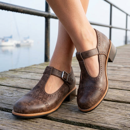 Emberly Gwenllian | Brogue Buckle Loafer