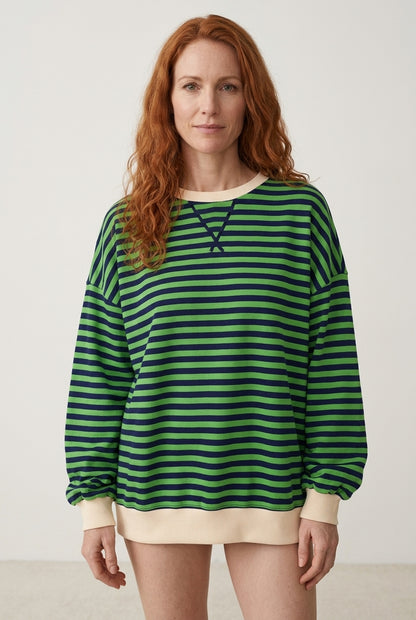 Casual Long Sleeve Striped Sweatshirt for Women, Relaxed Fit Soft Cozy, for Everyday, Lounging, Weekend & Casual Wear