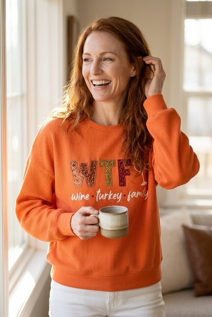 Cozy Festive Sweatshirt for Women, Soft Relaxed-Fit Long-Sleeve Thanksgiving Design, for Holiday, Casual Wear & Everyday