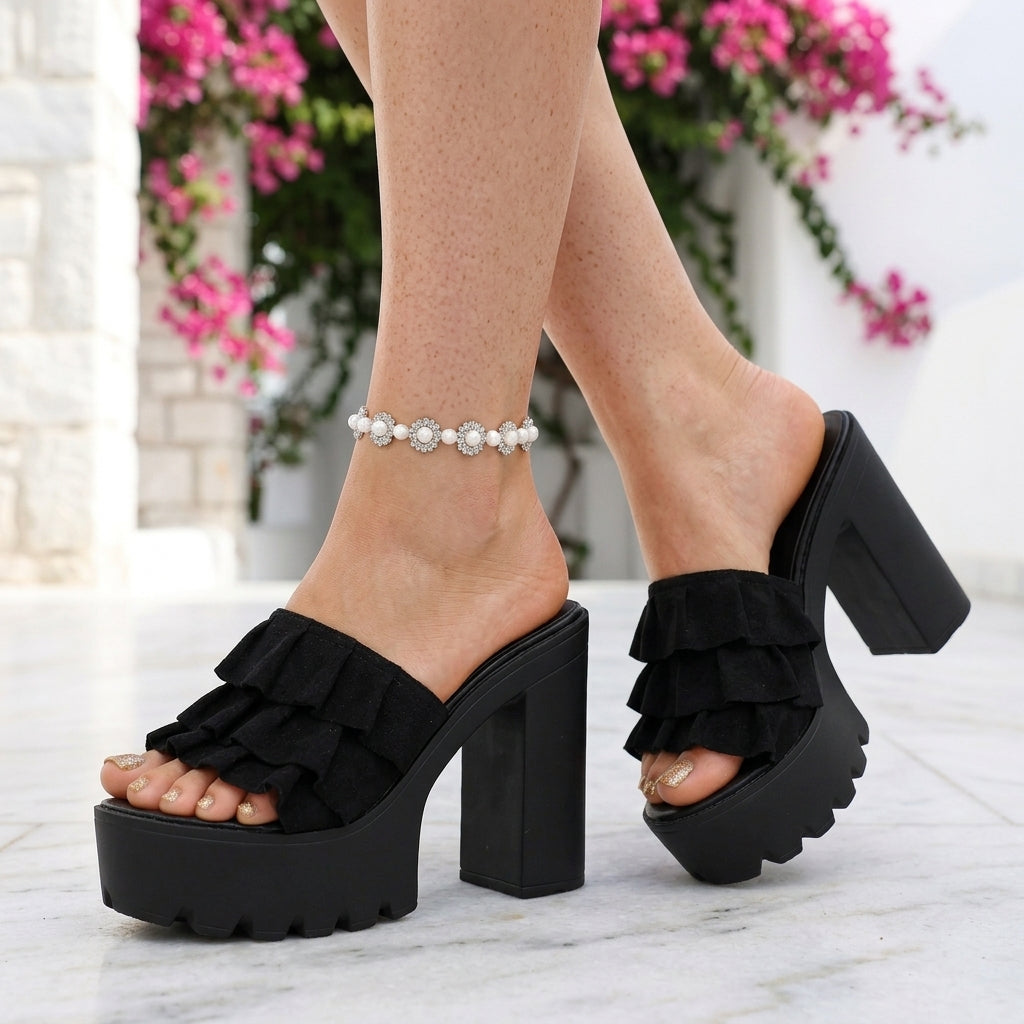 Sabelle | Ruffle Block Heel Pumps