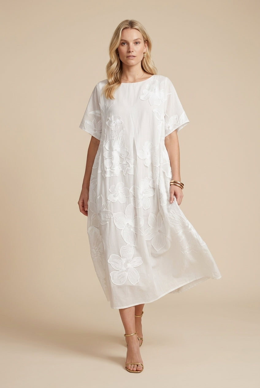 Elegant Loose Dress for Women, Round Neck Flowing Silhouette, for Casual, Social Gatherings & Everyday Wear