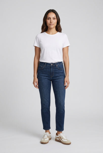 Supportive Wide-Toe Sneakers for Women, Structured Lightweight Daily Wear, for Casual, Errands, City Exploring & Everyda