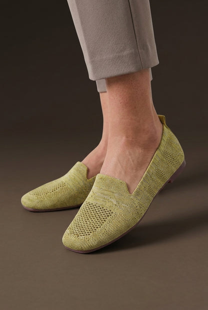 Supportive Orthopedic Shoes for Women, Gel Cushioning Arch Support Slip-Resistant, for Work, Everyday Wear & All-Day Com