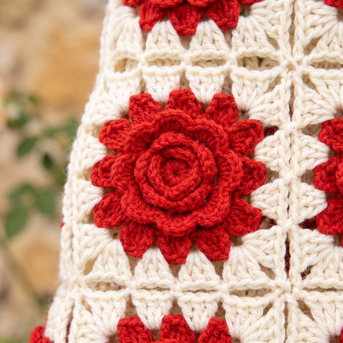 Ulea | Handmade Wool Floral Cardigan