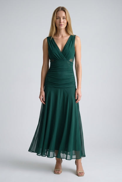 Elegant V-Neck Party Maxi Dress for Women, Pleated Waist Flowing Gradient, for Special Events, Weddings & Evening Wear