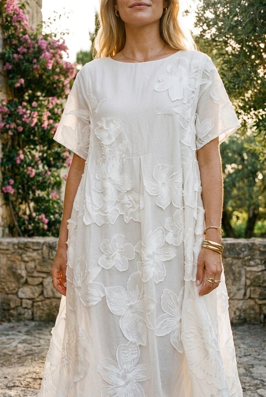 Elegant Loose Dress for Women, Round Neck Flowing Silhouette, for Casual, Social Gatherings & Everyday Wear