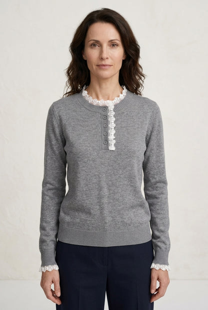 Elegant Retro Sweater for Women, Soft Relaxed-Fit Vintage-Inspired, for Work, Casual & Everyday Wear