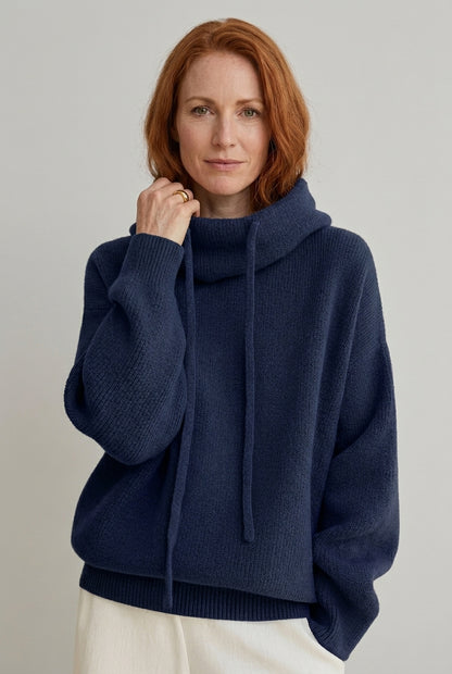 Oria | Cozy Knit Hoodie