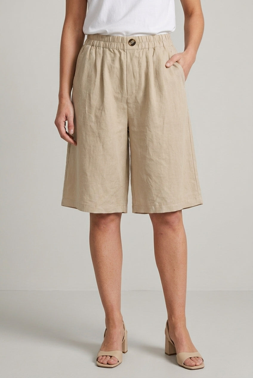 Ginette Ember | Loose Fit Shorts with Pockets