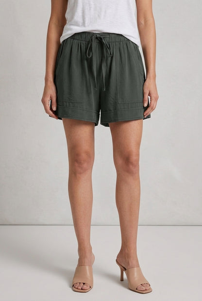 Fabienne | Relaxed Linen Shorts