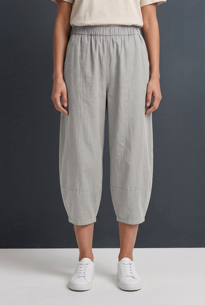 Women's Cropped Relaxed Cotton Trousers