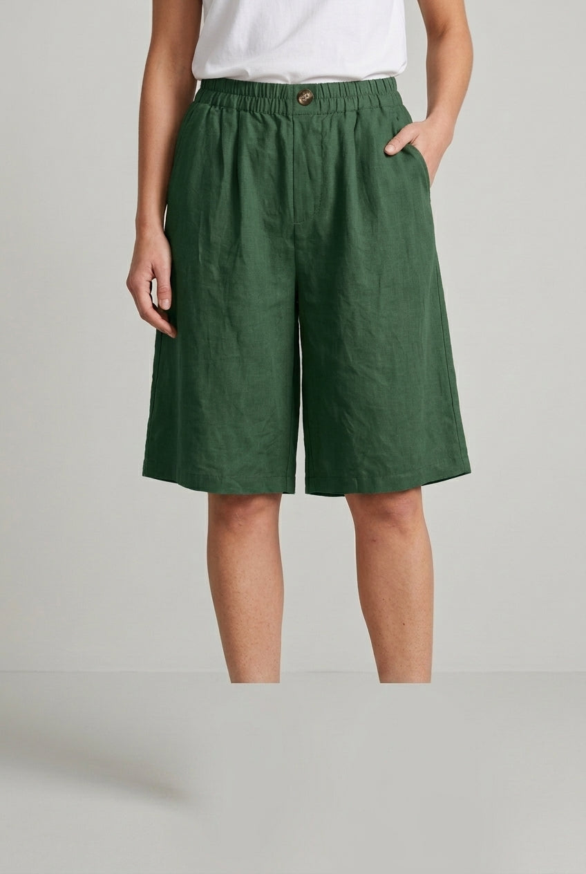 Ginette Ember | Loose Fit Shorts with Pockets