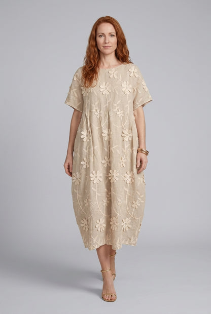 Elegant Loose Dress for Women, Round Neck Flowing Silhouette, for Casual, Social Gatherings & Everyday Wear